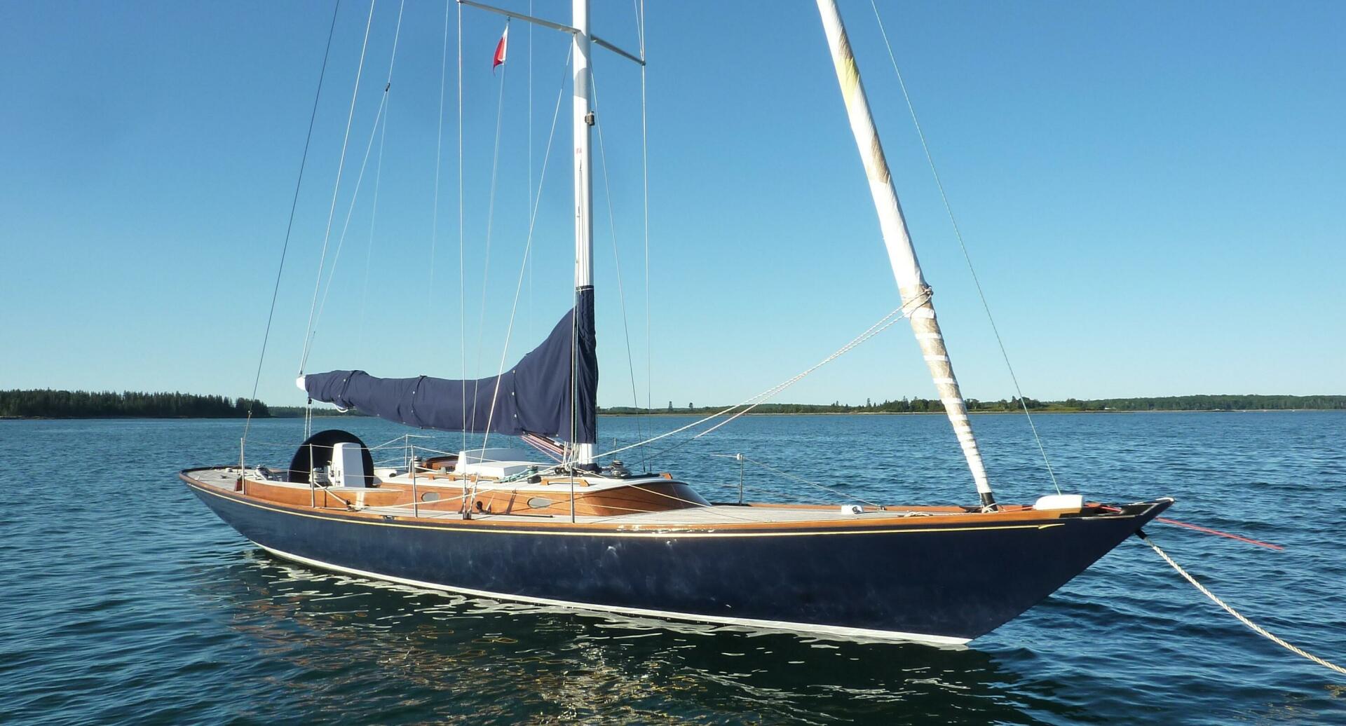 47-ft Lena - Stephens Waring Yacht Design